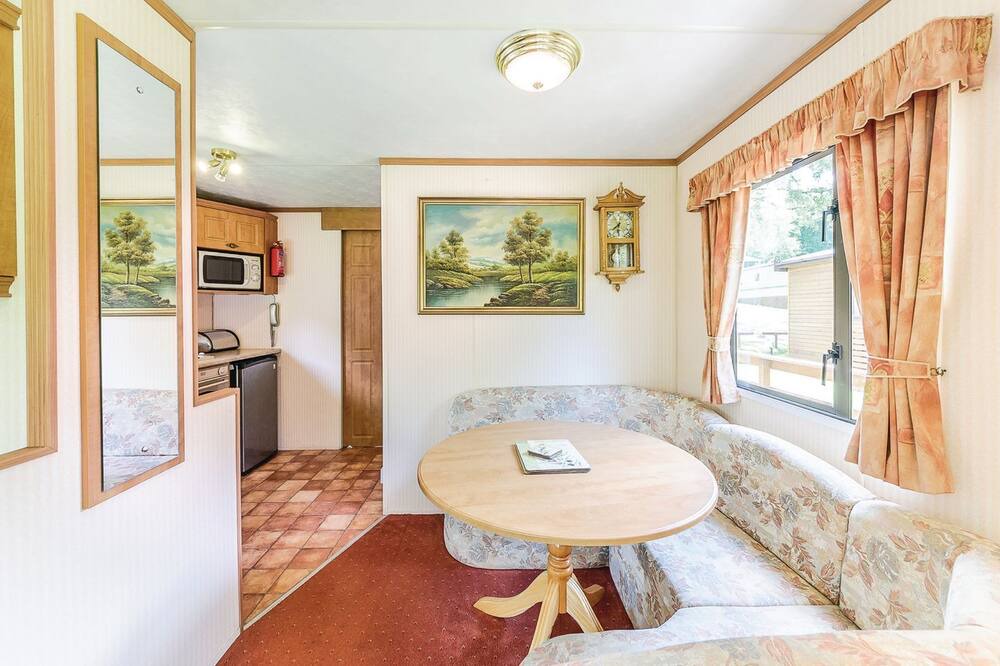 Photo of Livingroom in Rugeley