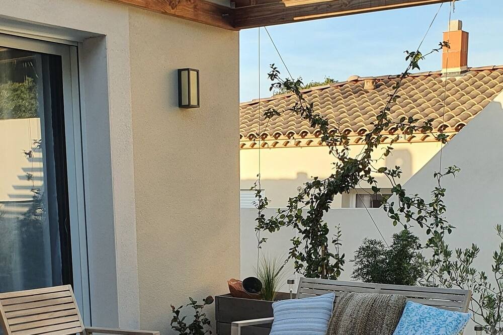 Photo of Patio Balcony in Bellegarde