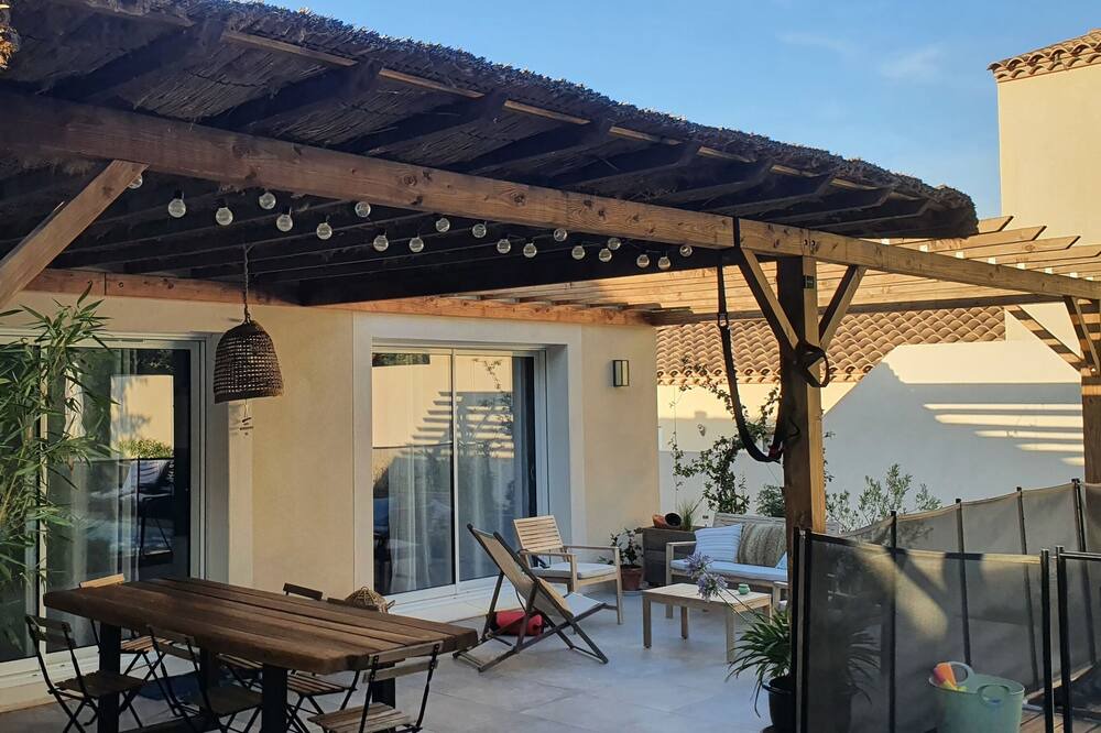 Photo of Patio Balcony in Bellegarde