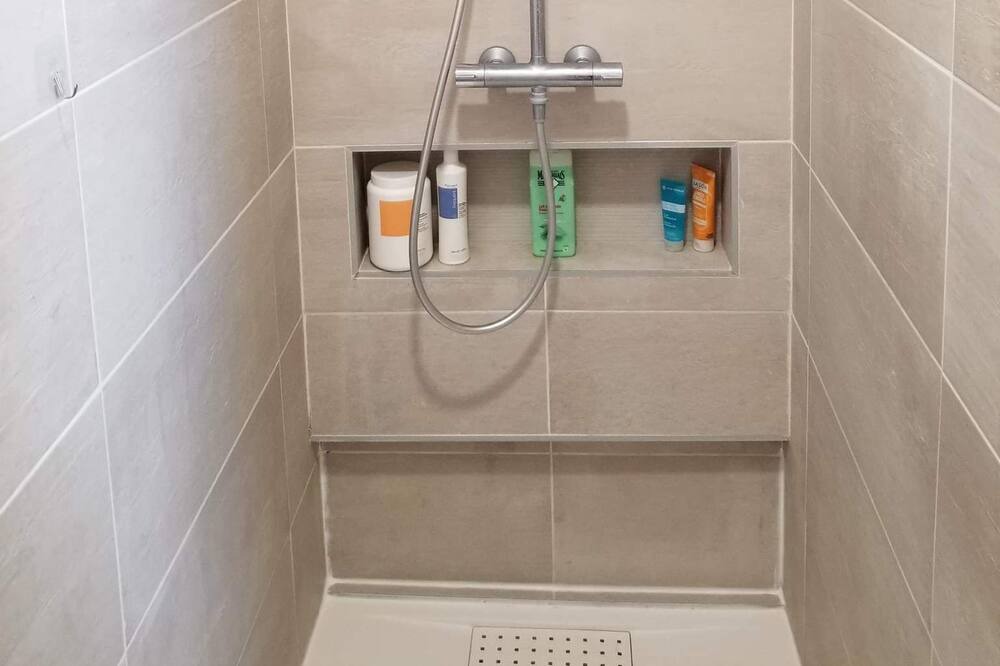 Photo of Bathroom in Bellegarde