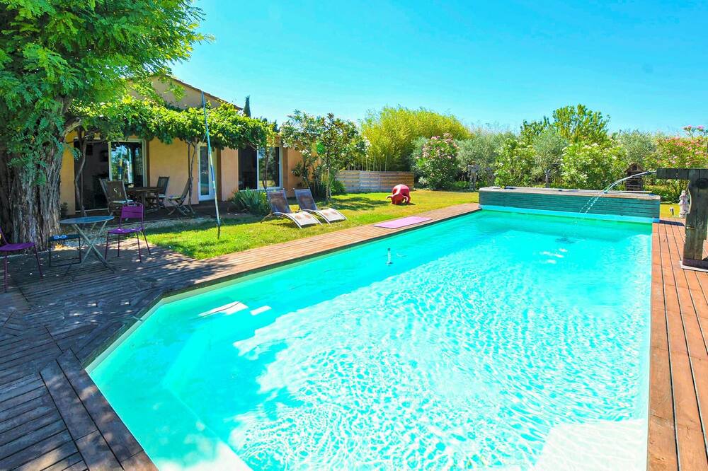 Photo of Outdoor in Jonquieres