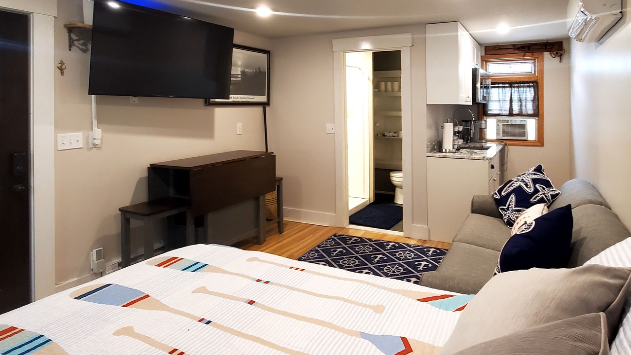 Photo of Others in East Chop