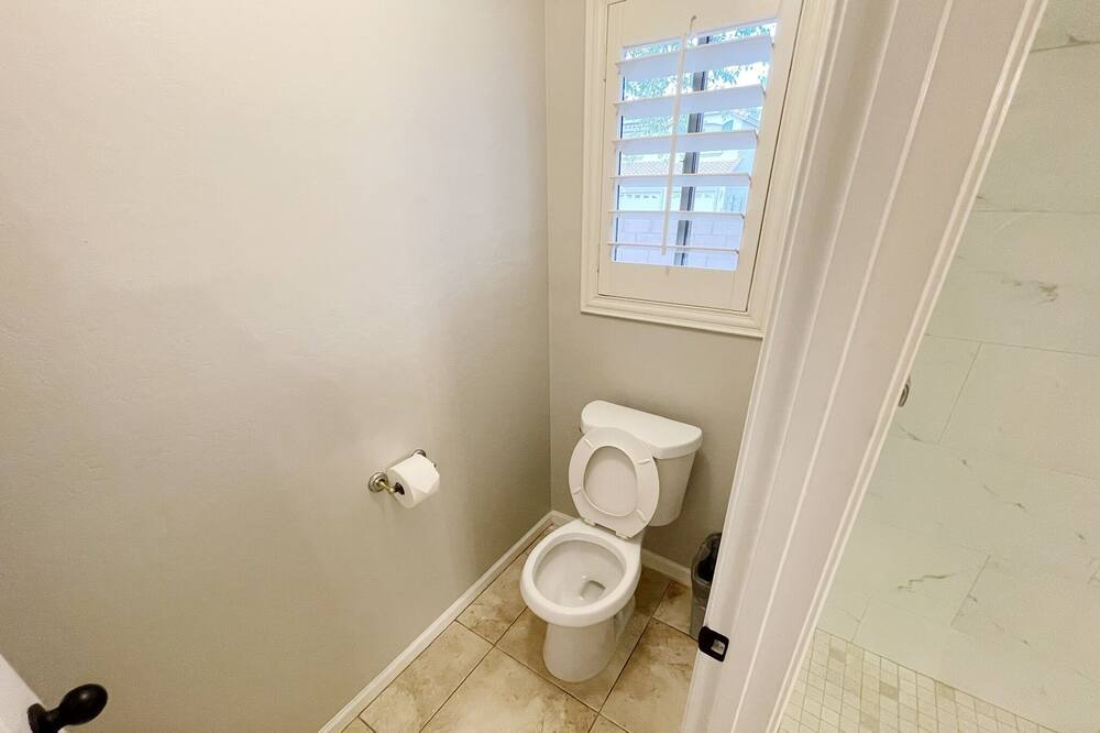 Photo of Bathroom in Canyon Trails