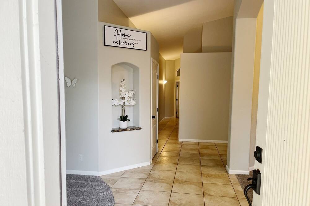Photo of Bedroom in Canyon Trails