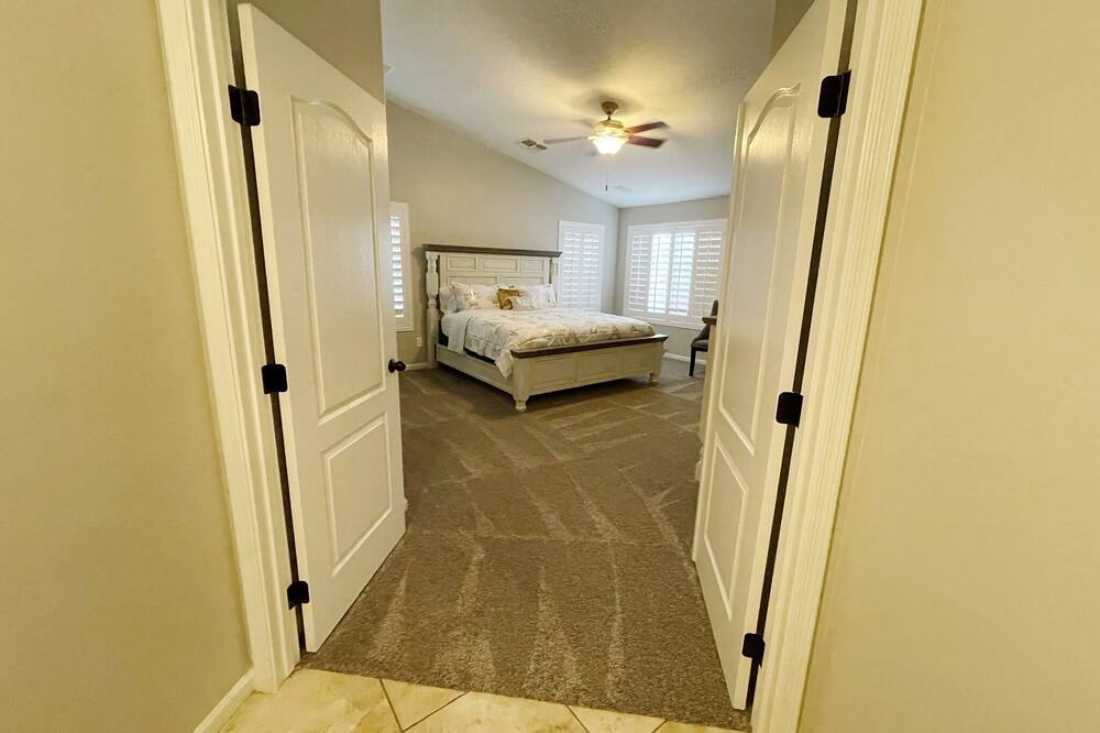 Photo of Bedroom in Canyon Trails