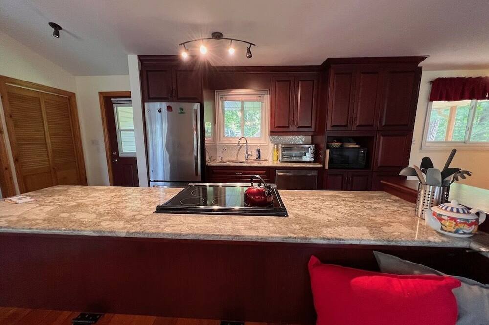 Photo of Kitchen in Marmora and Lake