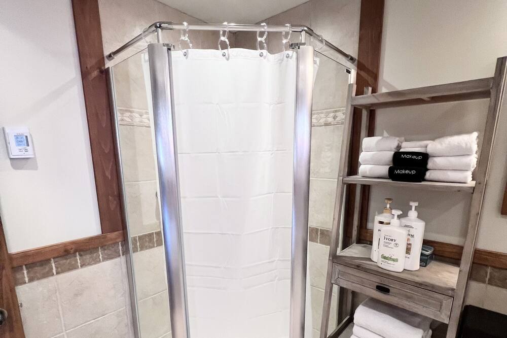 Photo of Bathroom in Saint-Faustin-Lac-Carre