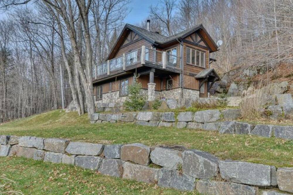 Photo of Outdoor in Saint-Faustin-Lac-Carre