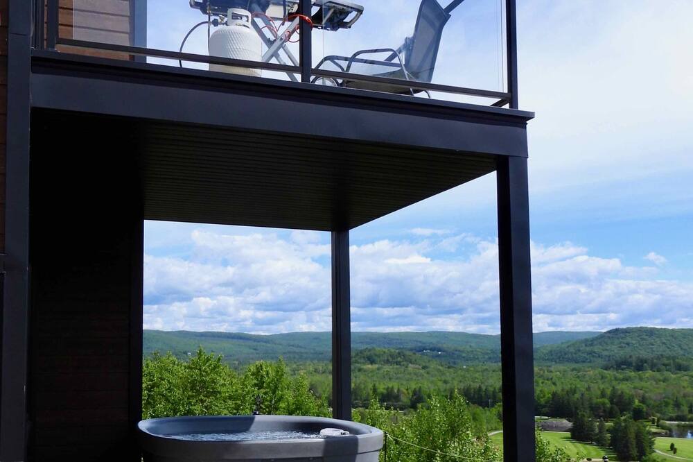 Photo of Outdoor in Sainte-Emelie