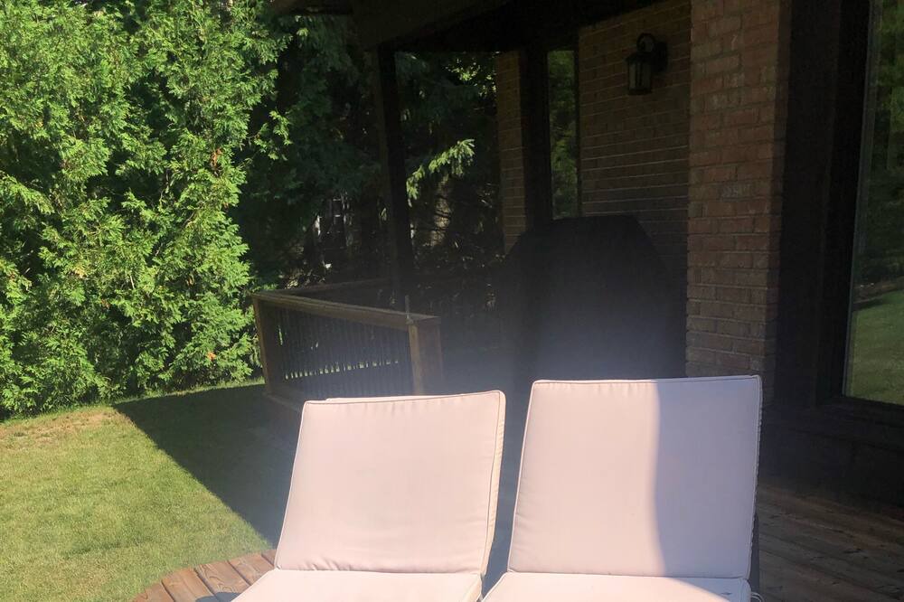 Photo of Patio Balcony in Huron-Kinloss
