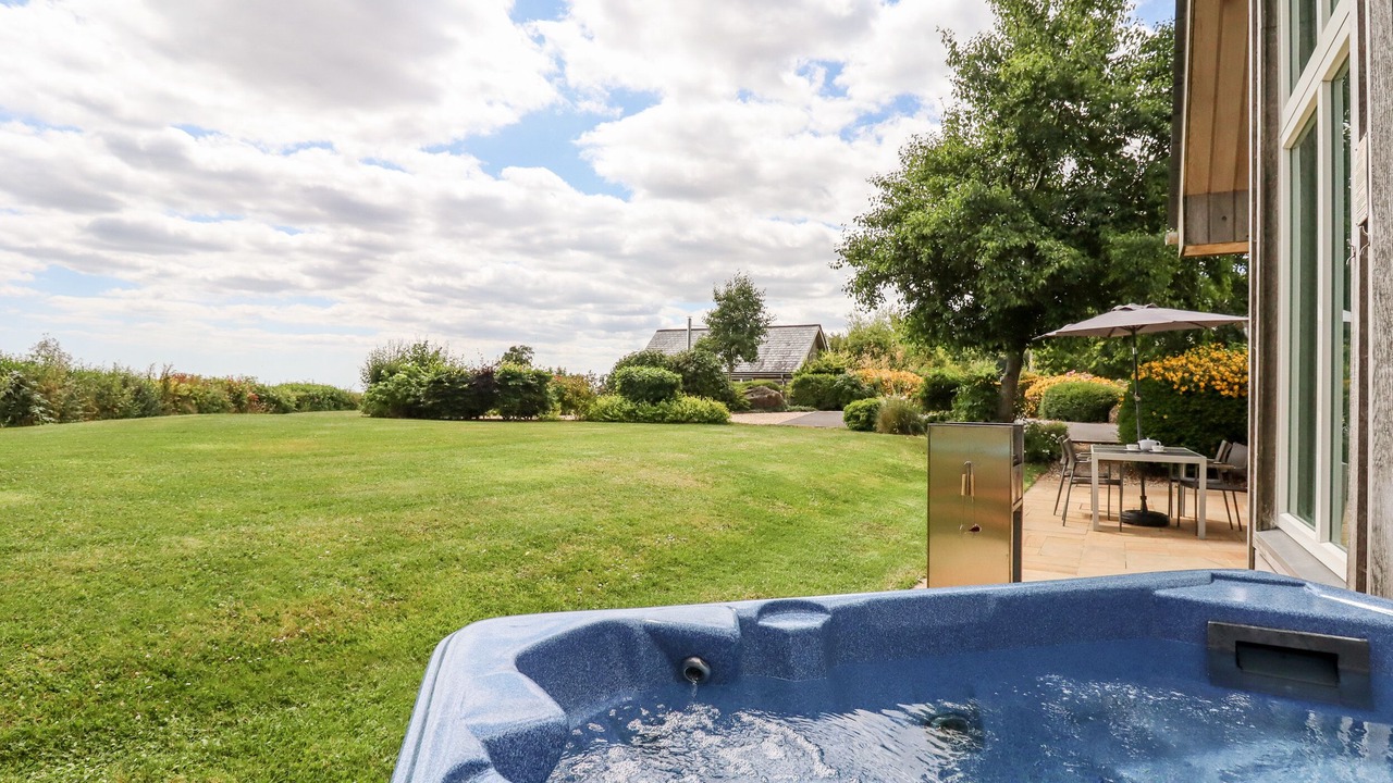 Photo of Others in Eleighwater