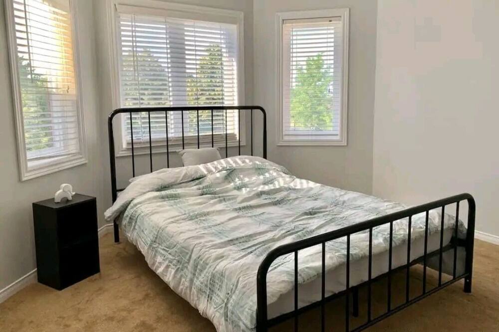 Photo of Bedroom in Whitby