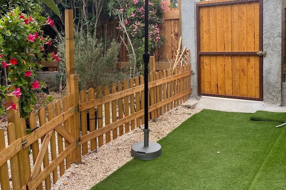 Photo of Others in La Garde