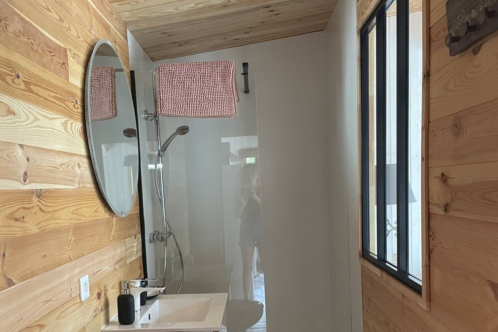 Photo of Bedroom in La Garde