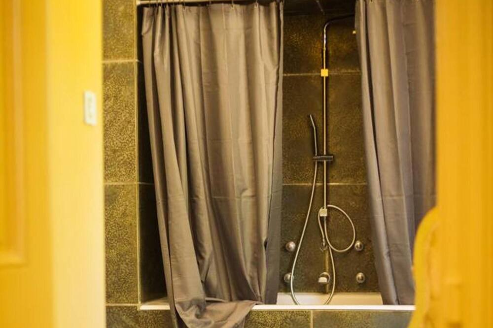 Photo of Bathroom in Messas