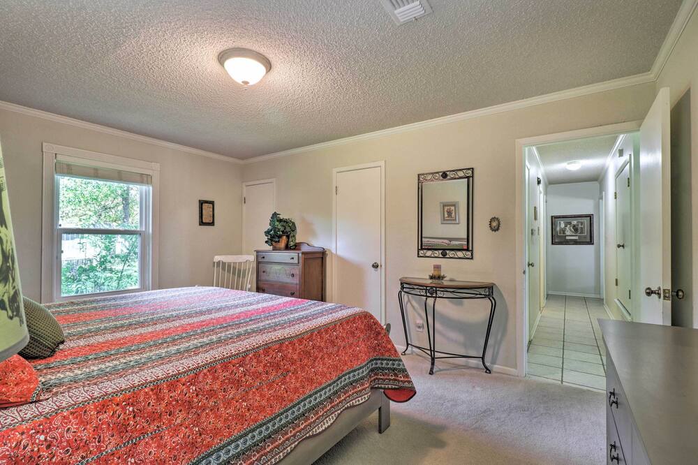 Photo of Bedroom in Bell County