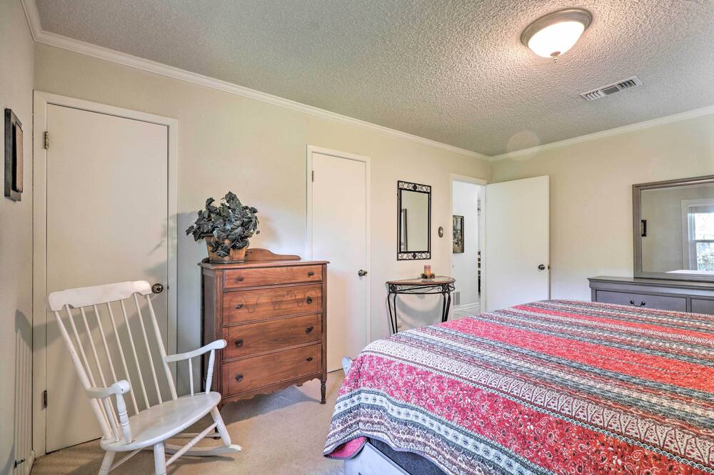 Photo of Bedroom in Bell County