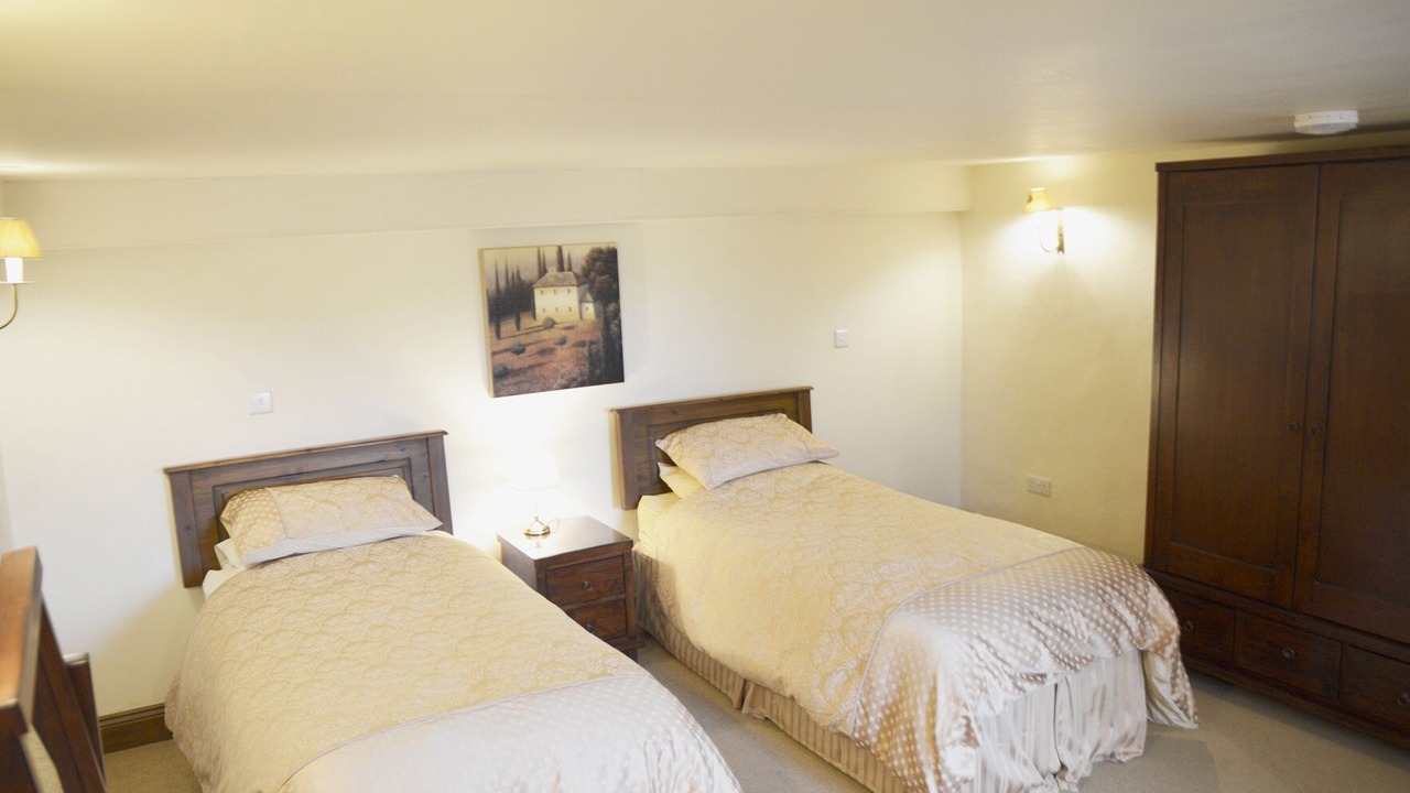 Photo of Others in Alston