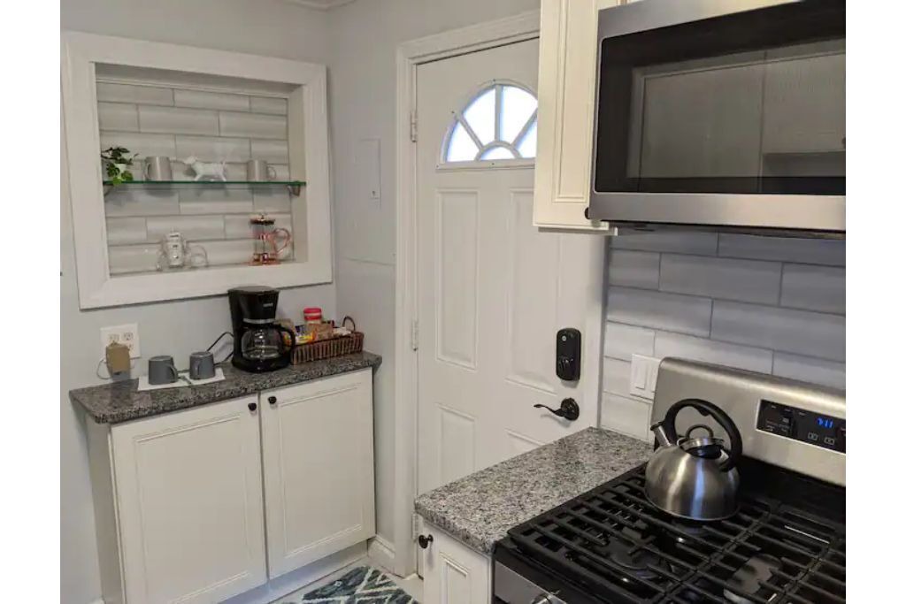 Photo of Kitchen in Keego Harbor