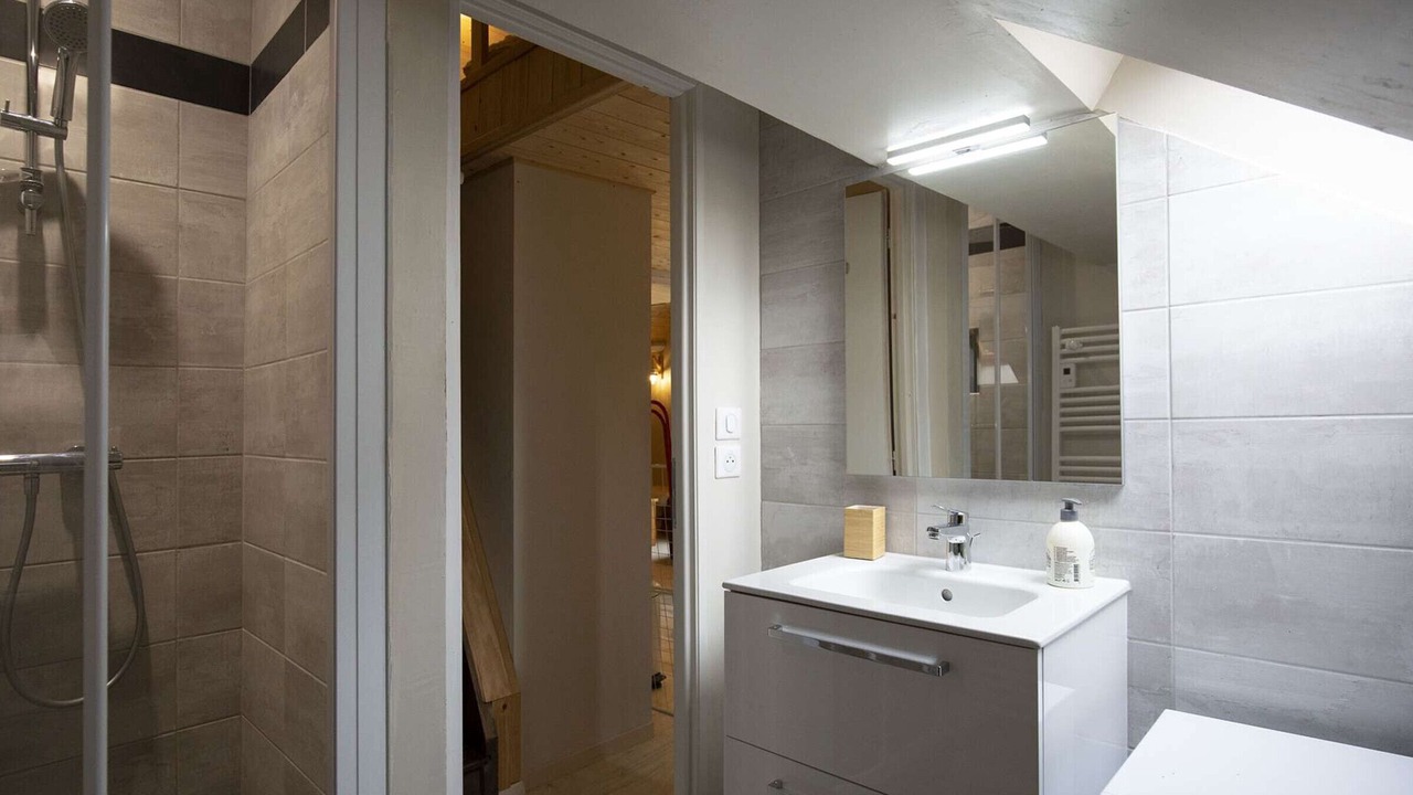 Photo of Bathroom in Cauterets