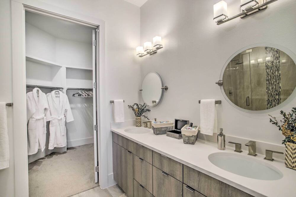 Photo of Bathroom in Montgomery