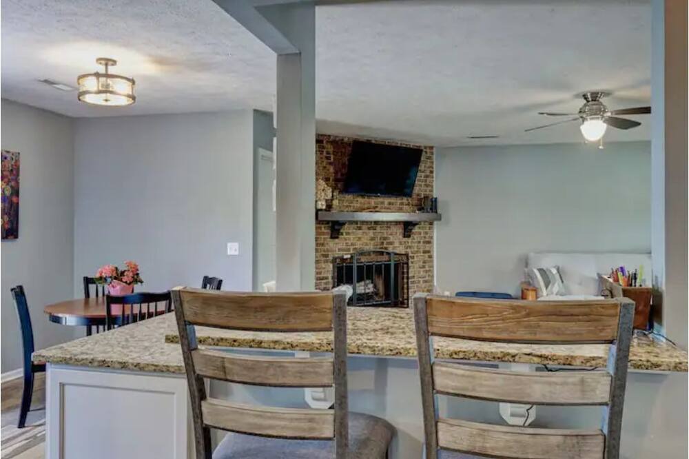 Photo of Kitchen in Bayshore