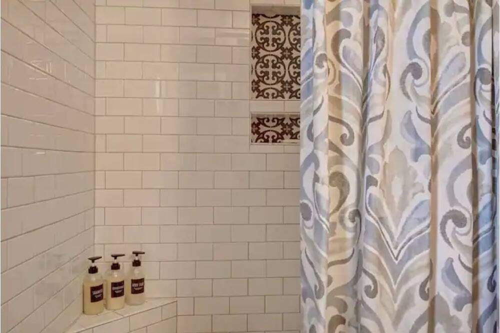 Photo of Bathroom in Bayshore