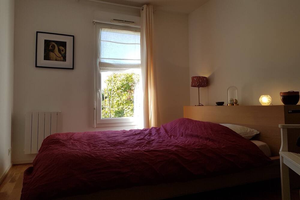 Photo of Bedroom in Reze