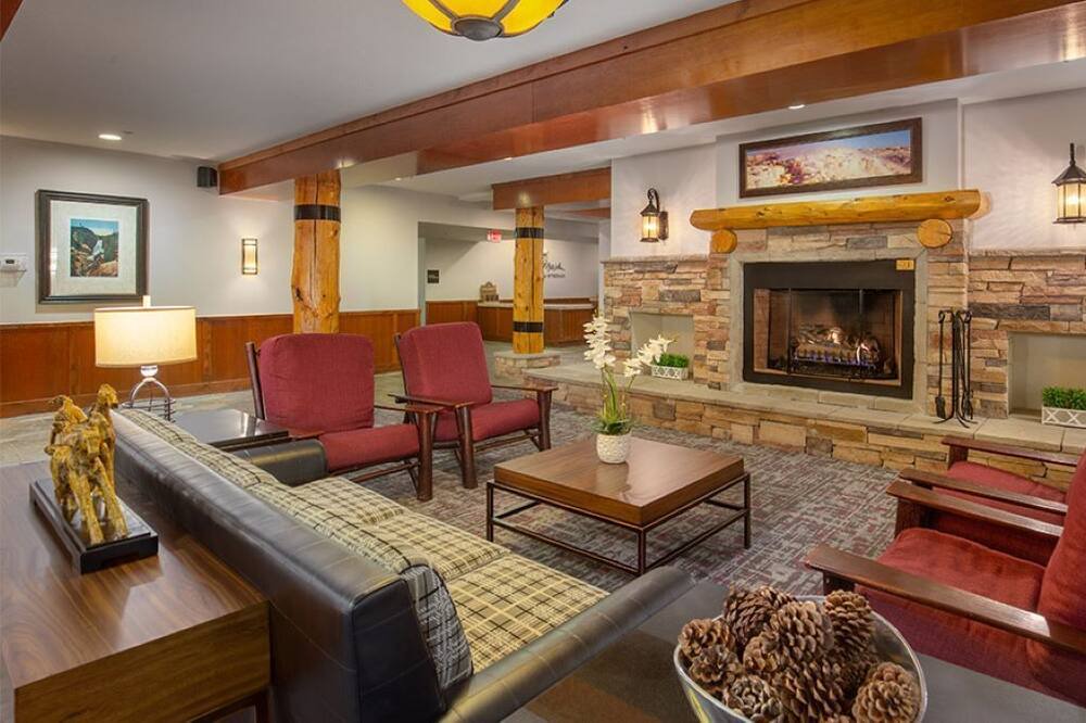 Photo of Livingroom in West Yellowstone