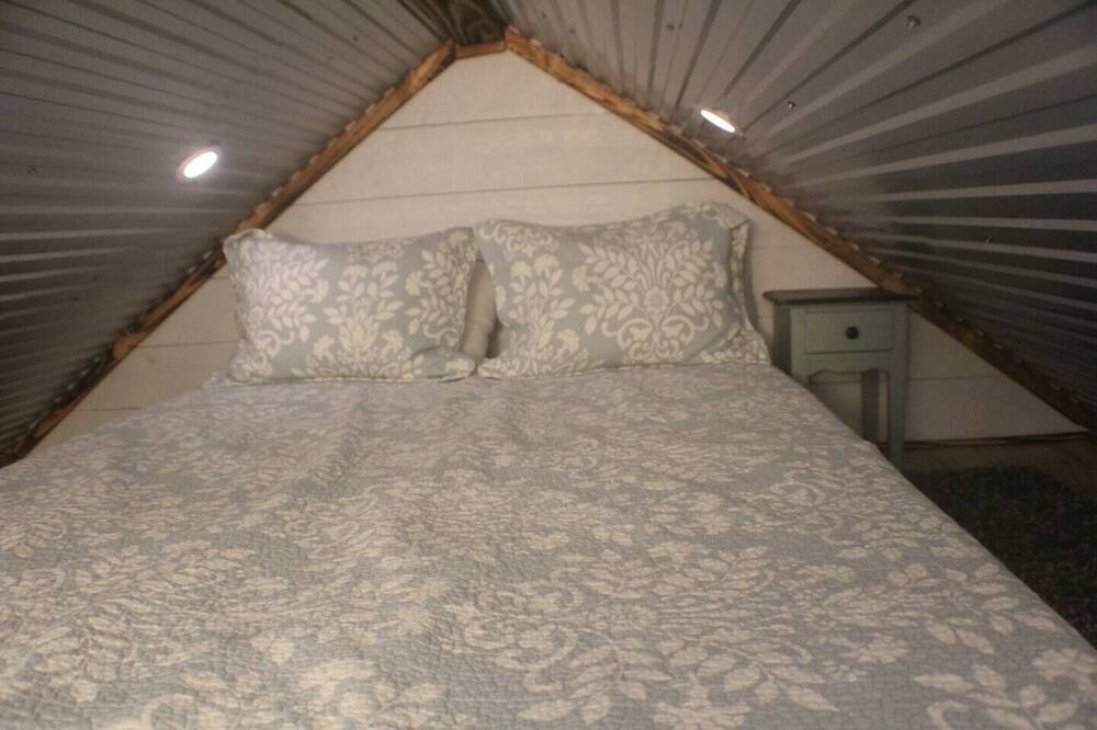 Photo of Bedroom in Rosston