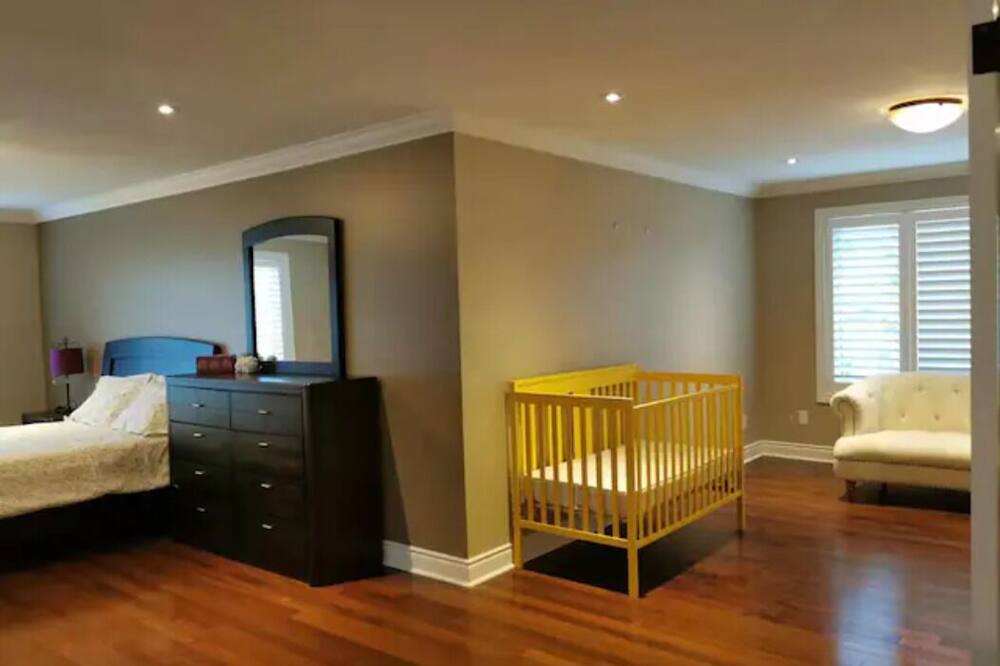 Photo of Bedroom in King