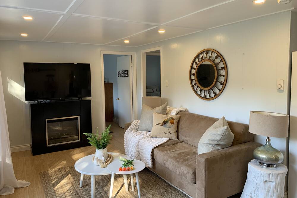Photo of Livingroom in Huntsville