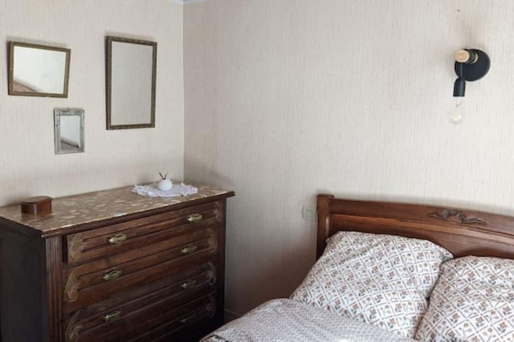 Photo of Bedroom in Cambounes