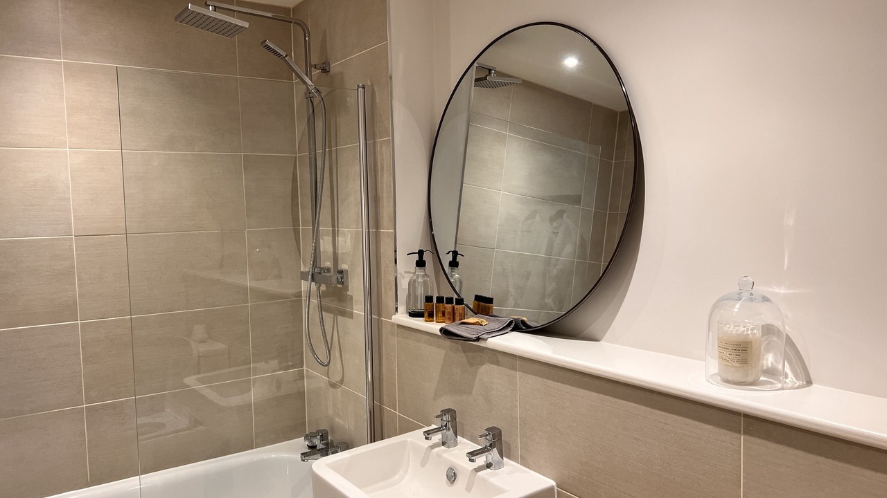 Photo of Bathroom in Marshborough