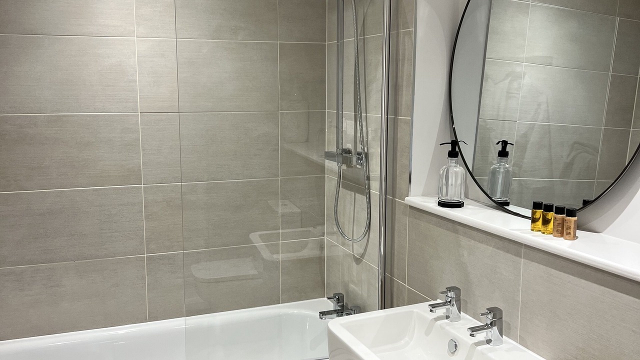 Photo of Bathroom in Marshborough