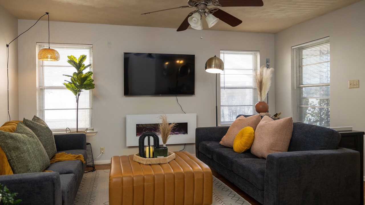 Photo of Livingroom in Denton