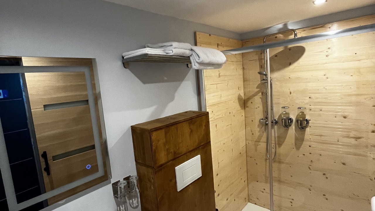 Photo of Bathroom in Nord - Gare