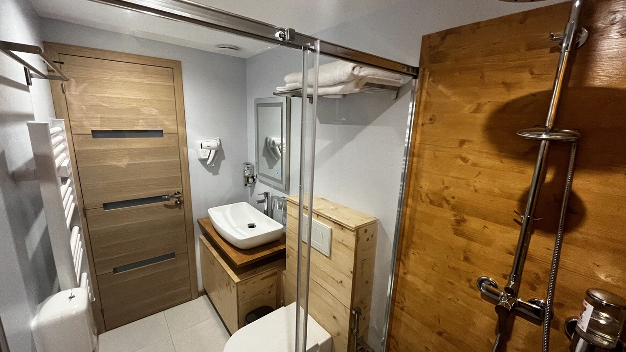 Photo of Bathroom in Nord - Gare