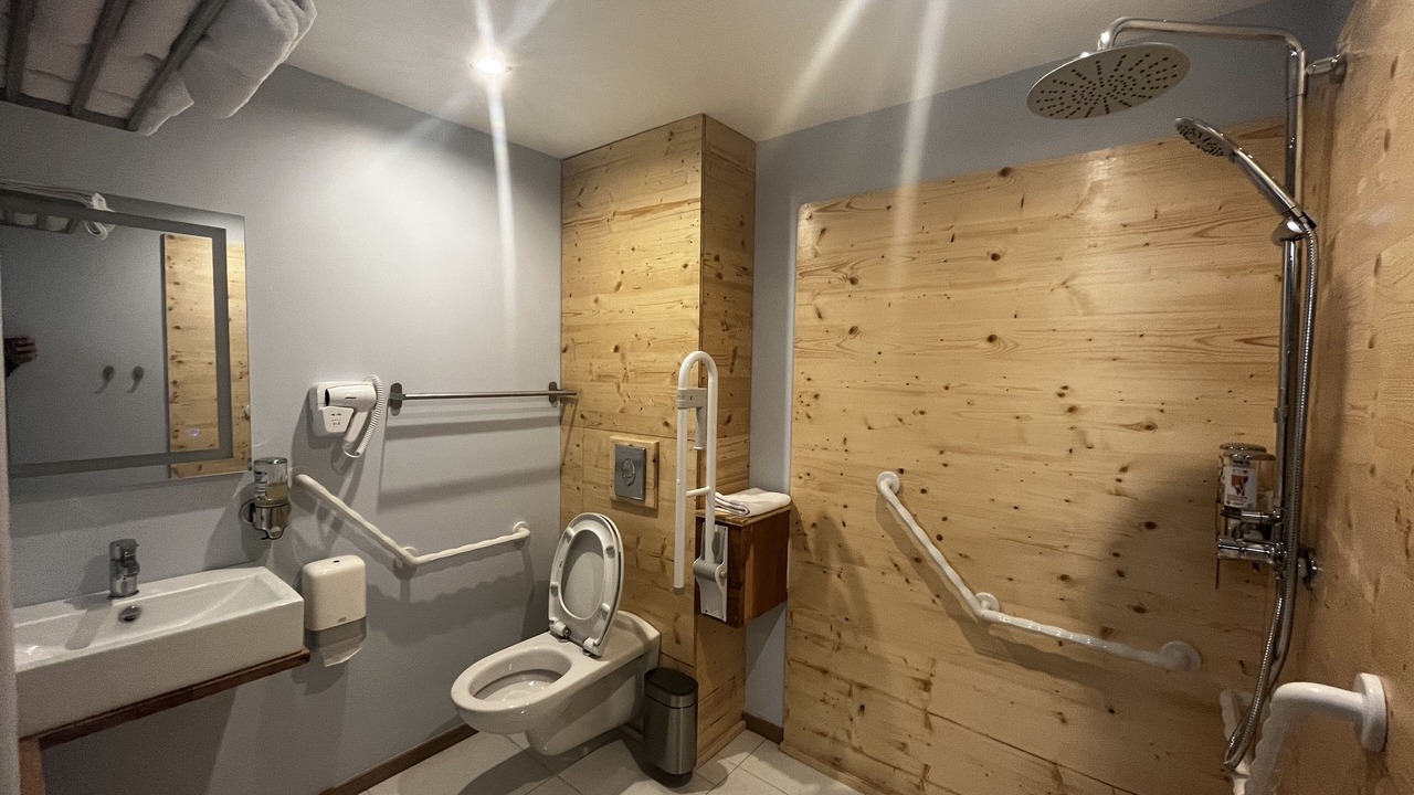 Photo of Bathroom in Nord - Gare