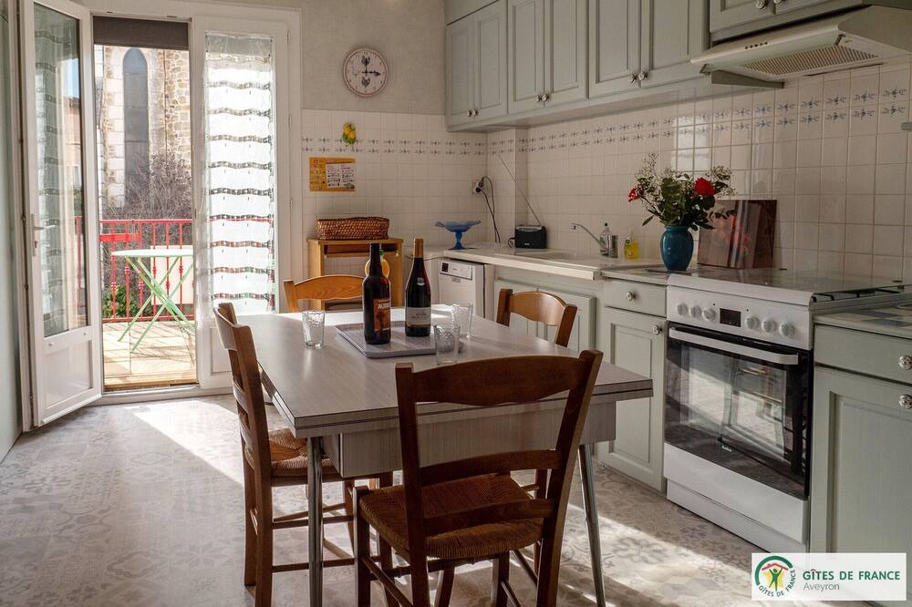 Photo of Kitchen in Livinhac-le-Haut