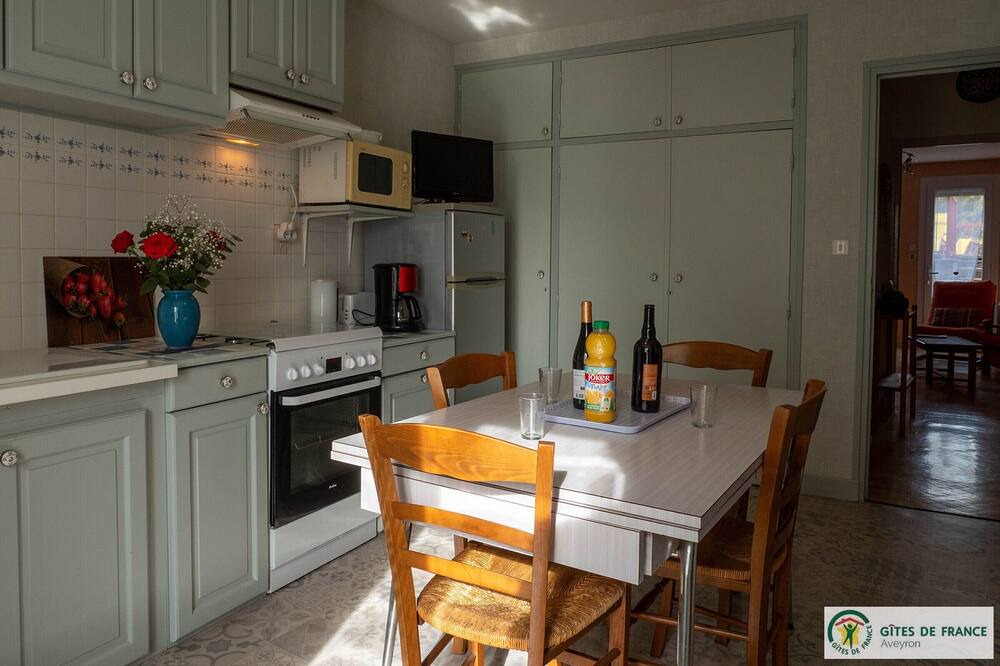 Photo of Kitchen in Livinhac-le-Haut