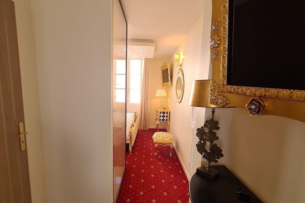 Photo of Bedroom in Sully-sur-Loire