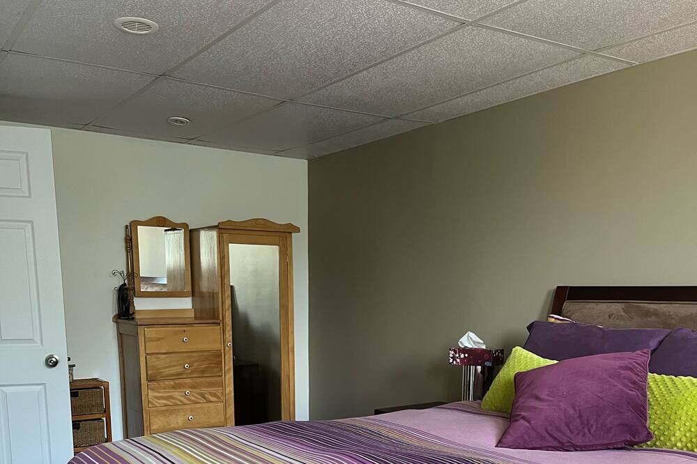 Photo of Bedroom in Pointe-au-Pere