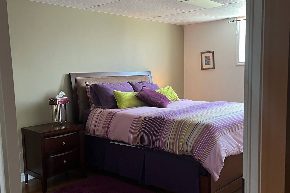 Photo of Bedroom in Pointe-au-Pere
