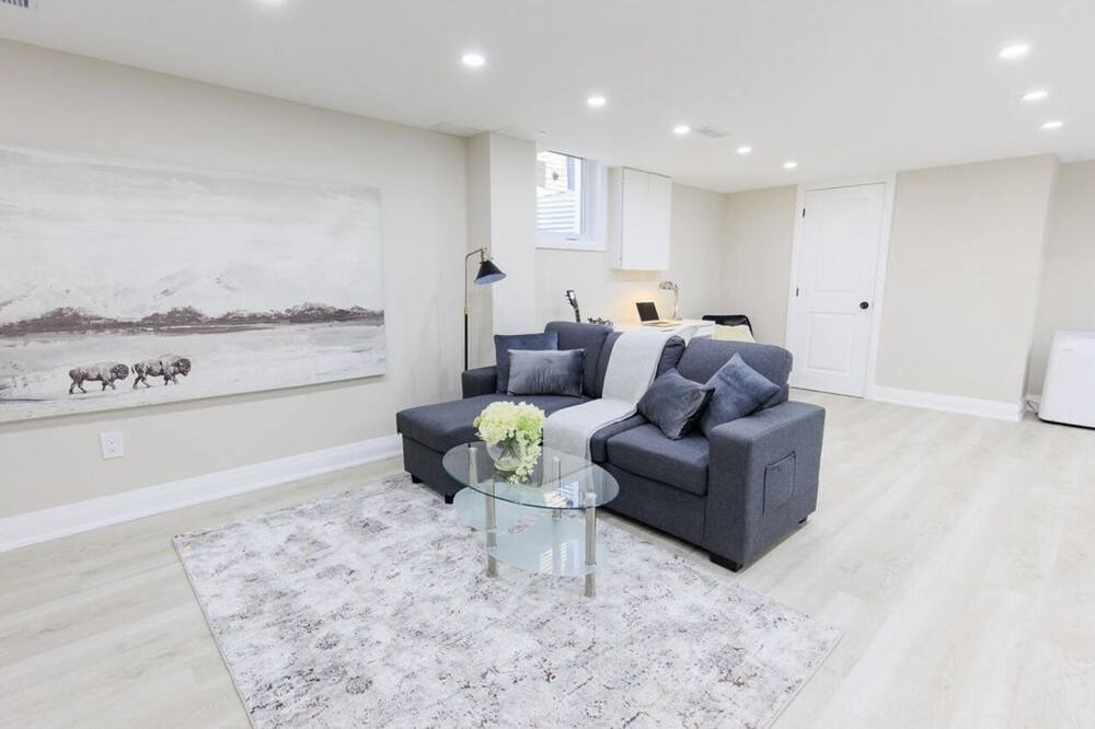 Photo of Livingroom in Hamilton