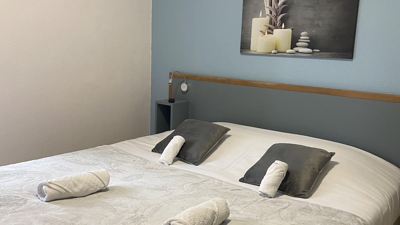 Photo of Bedroom in La Guerche-sur-l'Aubois