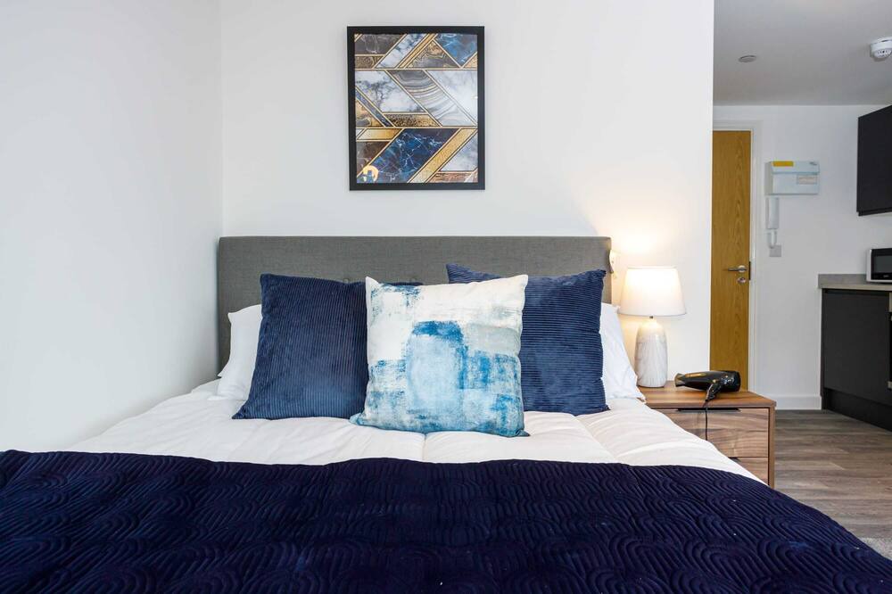 Photo of Others in Stoke-on-Trent