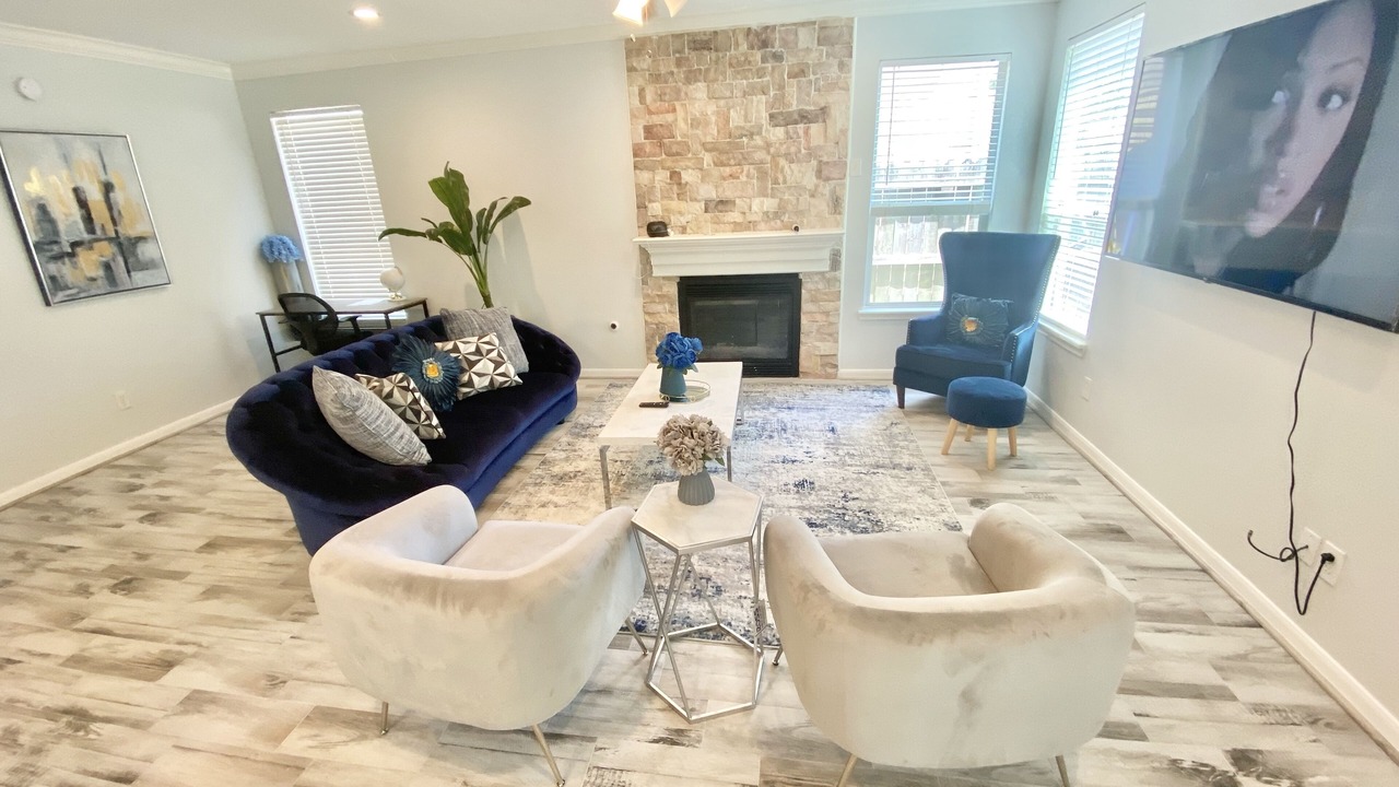 Photo of Livingroom in Houston