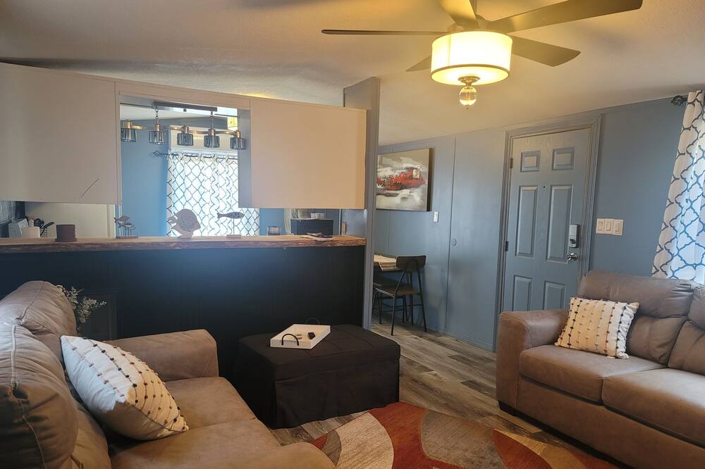 Photo of Livingroom in Mannford