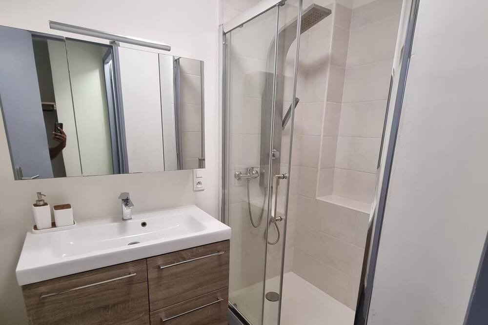 Photo of Bathroom in Les Chartreux